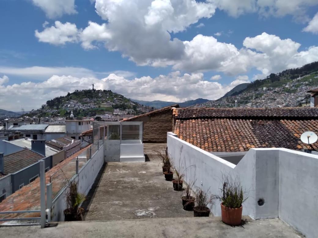 Hotel Colonial - Casa Francisco Quito Dış mekan fotoğraf